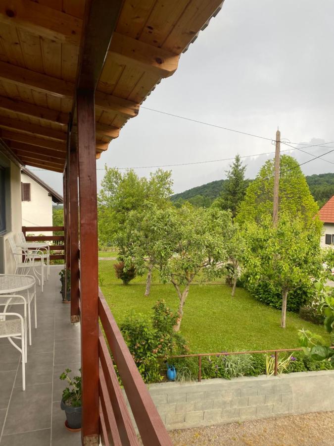 Apartman Laura Смолянац Екстериор снимка