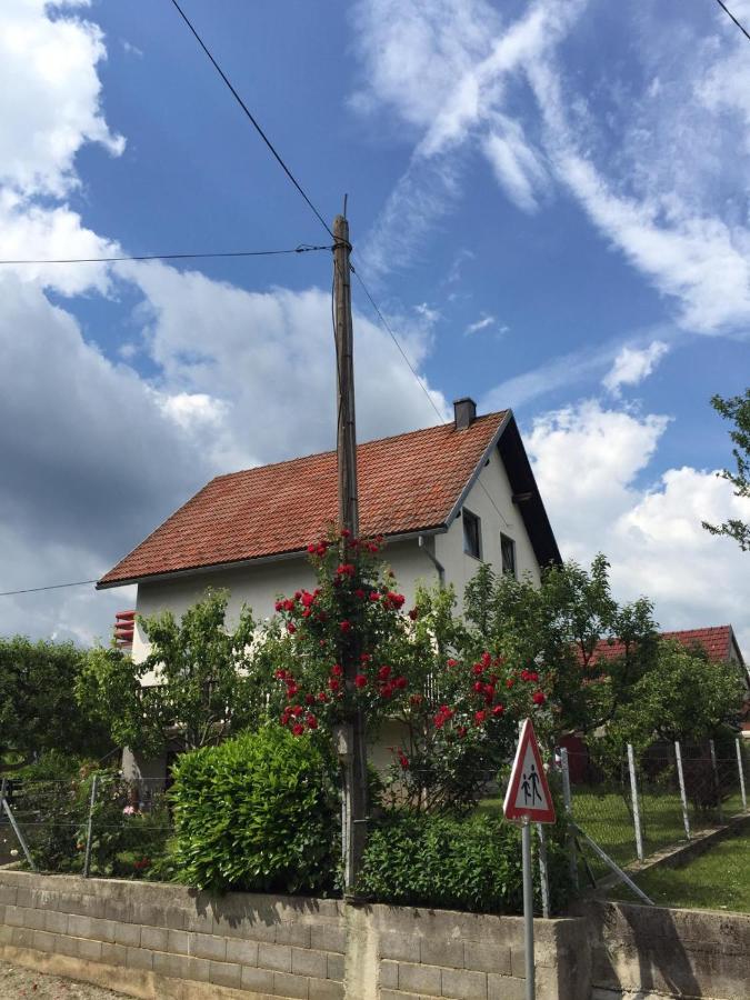 Apartman Laura Смолянац Екстериор снимка
